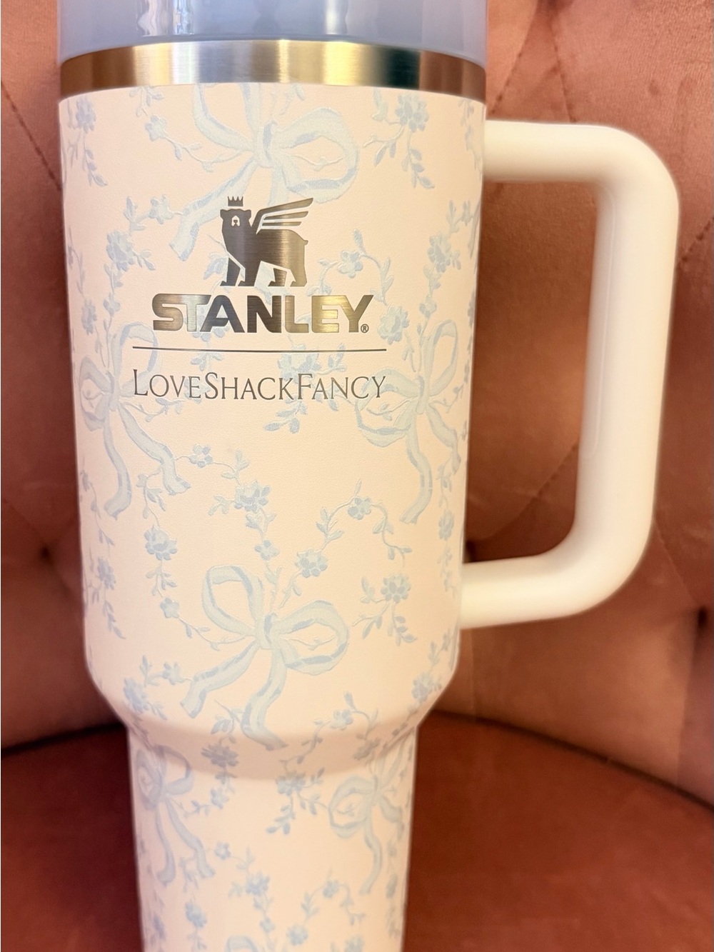 Stanley Cup Coquette Bow Winter Ice Blue Quencher H2.0 40 oz Tumbler NIB